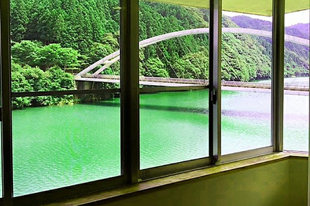 もみじ川温泉ペア宿泊券（朝食付） MO-2  徳島 那賀 旅行 宿泊 宿泊券 ホテル 宿 ペア ペアチケット ペア宿泊券 2名様 朝食付き 朝食付 くつろぎ 観光