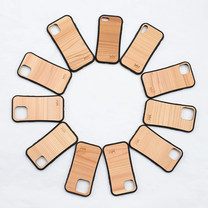 那賀町ブランド杉使用 木頭杉 iPhoneケース (対応機種：iPhone 15)【徳島県 那賀町 日本製 国産 木製 天然木 木目 ウッド 杉 スギ シリコン 無垢 無塗装 オープンタイプ スマホケース スマホカバー】WH-28 iPhone15