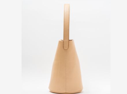 革製品に独特の個性と高級感を与える【生成】Bag002（バケツ型バッグ）