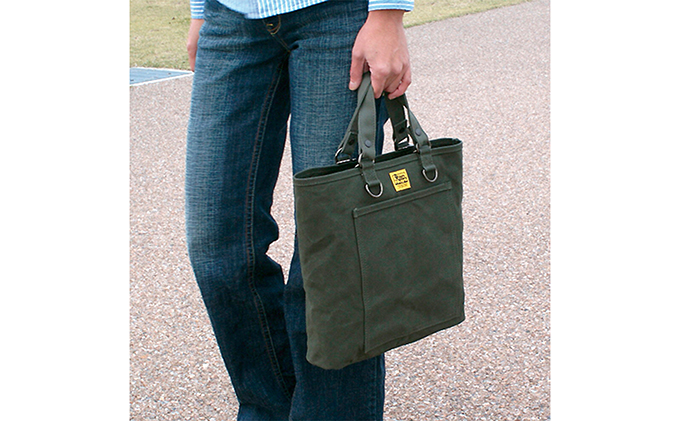 ちょっと小ぶりなFree Free Tote