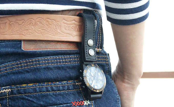 ぬめ革の時計ホルダー／Type-B（幅：20mm）ブラック