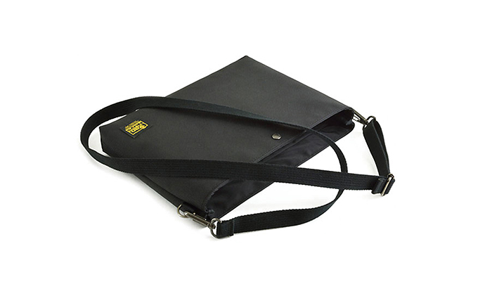 サコッシュ／260