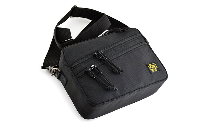 VanNuys 完全無欠のWファスナーサブバッグ／ワイド ウエストバッグ ウエストポーチ アウトドア ボディバッグ ヒップバッグ バンナイズ