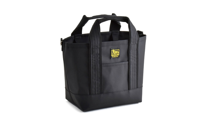 VanNuys ライトネストート／200 トートバッグ ナイロン 軽い 多収納 カジュアル ポケット 無地 シンプル トート バッグ ナイロンバッグ バンナイズ