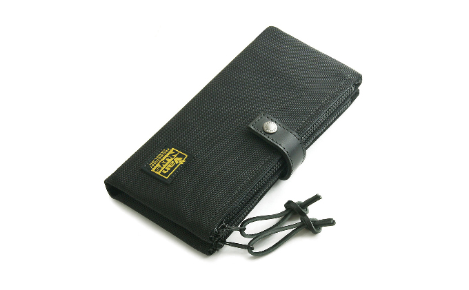 バンナイズ　ダブルファスナーウォレット