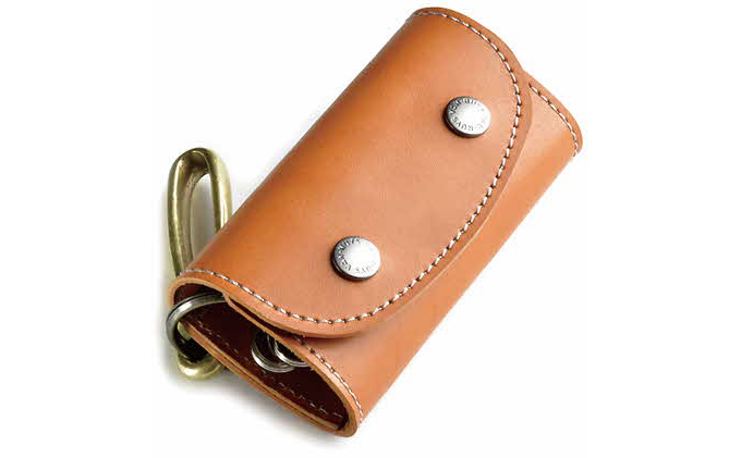 ポケット付きぬめ革キーケース　キャメル