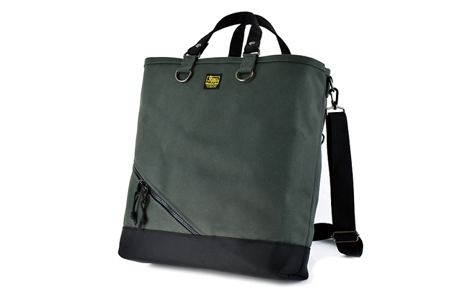 いいとこ取りのオールインワン Free Free Tote ブルーグリーン×ブラック