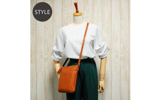 オリーブレザー 縦ショルダーバッグ　チョコ