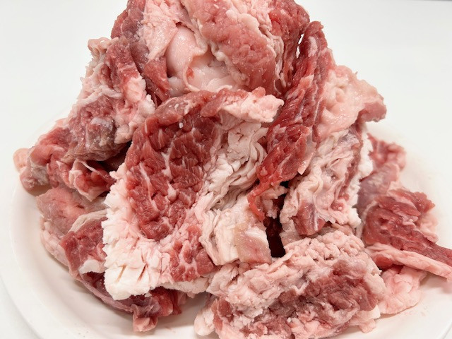 オリジナルスパイスで仕上げた　厚切り牛カルビ　1000ｇ（500ｇ×2Ｐ）