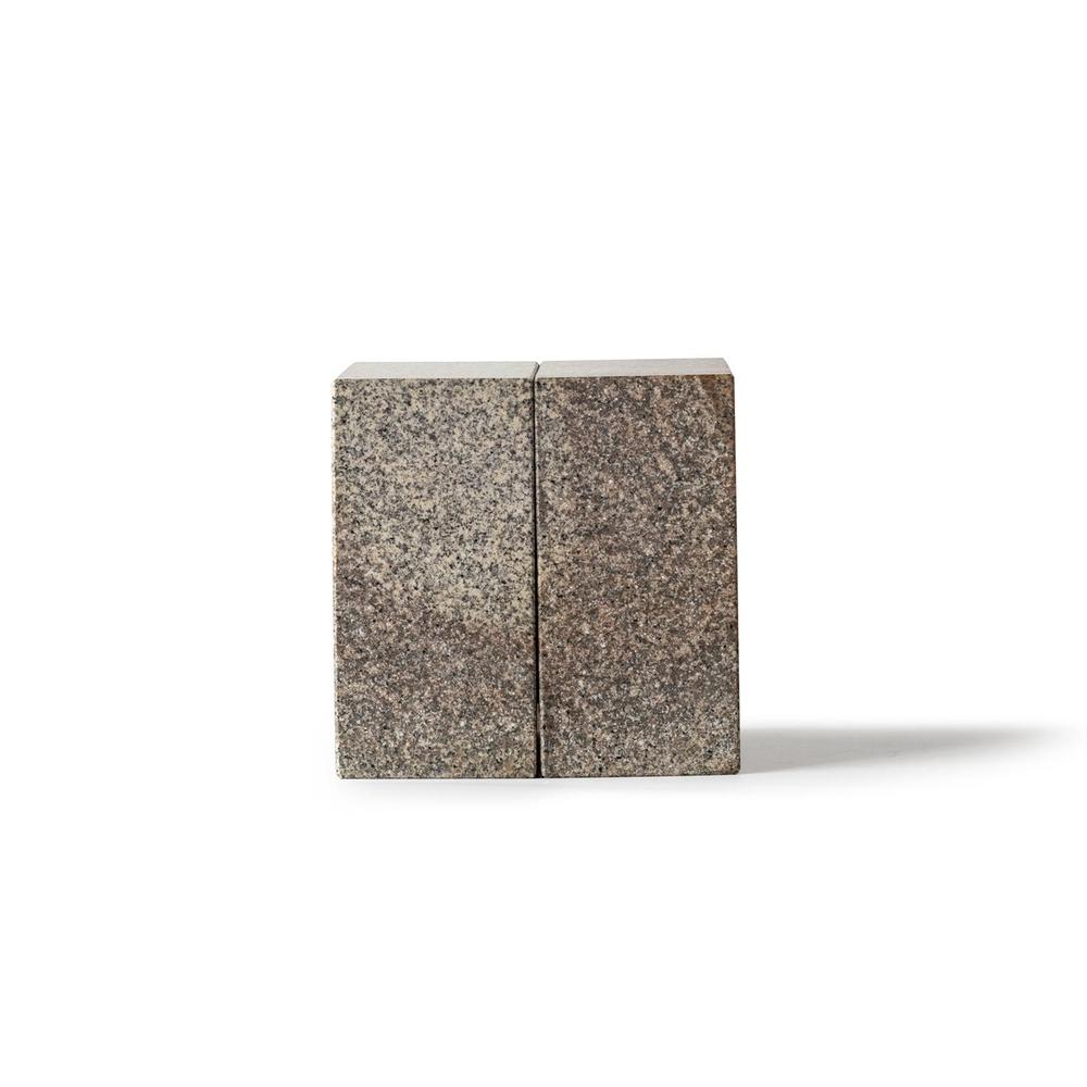 TY BOOKSTAND / sabi｜山本忠司氏デザインの庵治石ブックエンド