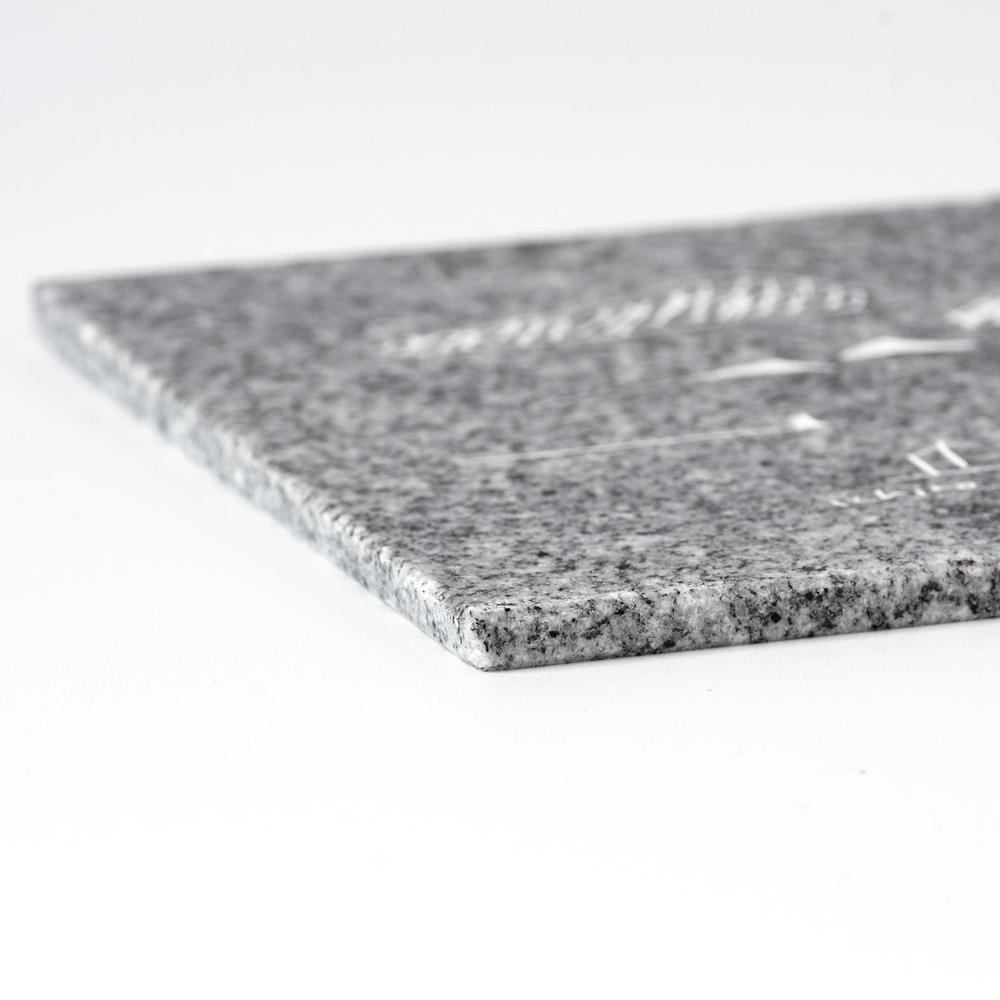 瀬戸内 / Ichiro Yamaguchi｜山口一郎氏イラスト刻印の庵治石プレート