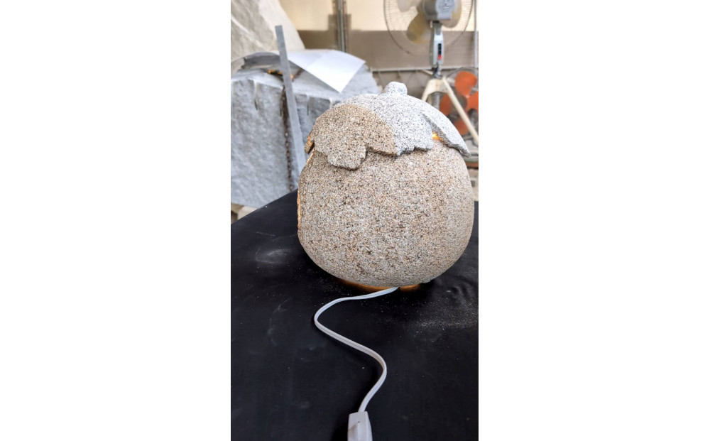 庵治石「石あかり」この実（まる型）