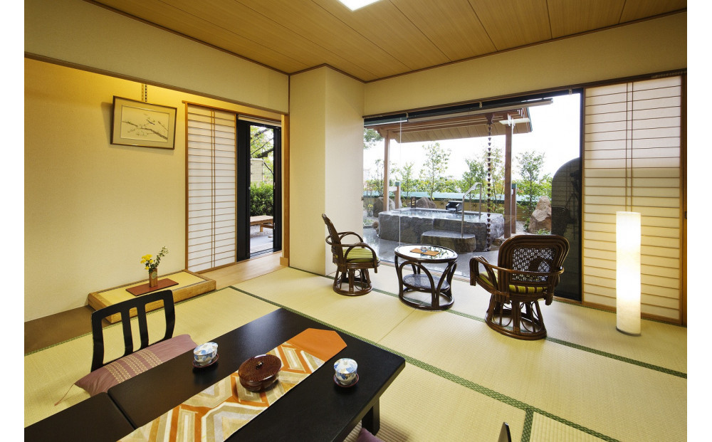 【夕凪の湯　ＨＯＴＥＬ花樹海】平休日1泊2食付 ペア宿泊券《岩露天風呂付和室》