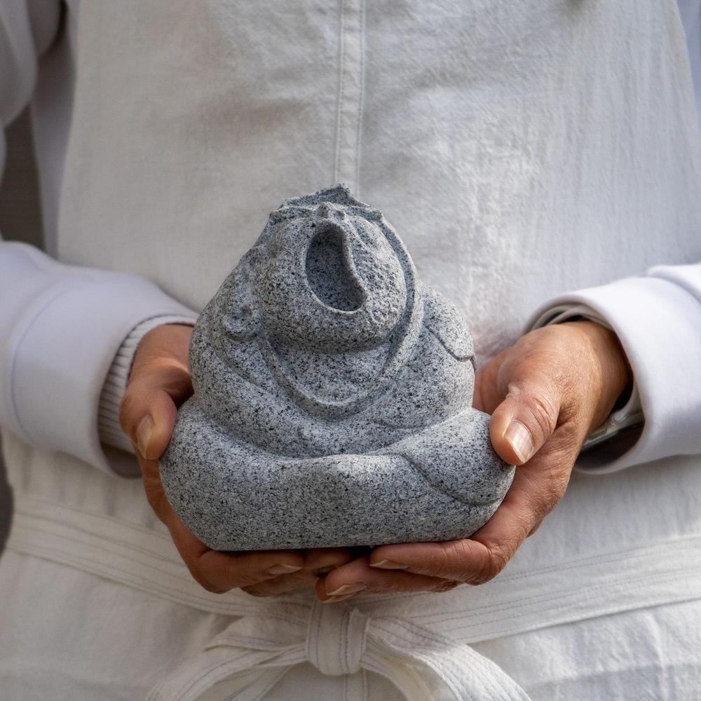 オーダーメイド庵治石彫刻作品（Sサイズ）