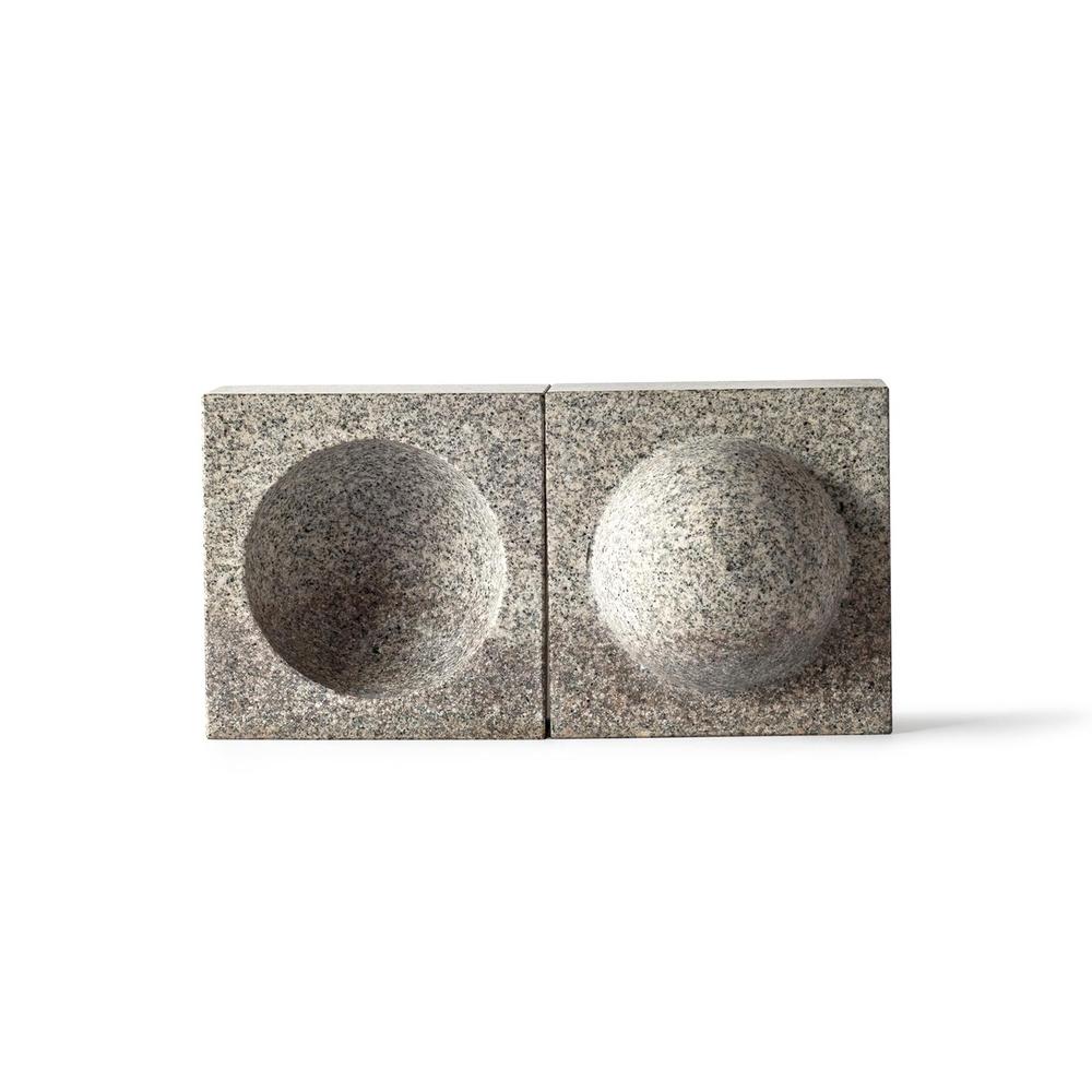 TY BOOKSTAND / sabi｜山本忠司氏デザインの庵治石ブックエンド