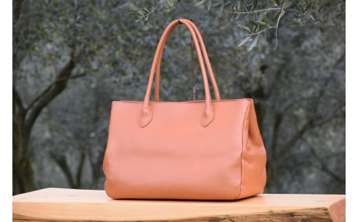 オリーブレザー横型ラージトートバッグ　キャメル