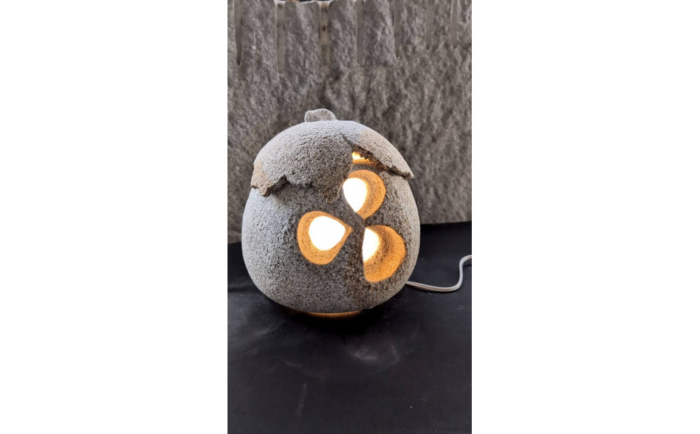 庵治石「石あかり」この実（まる型）