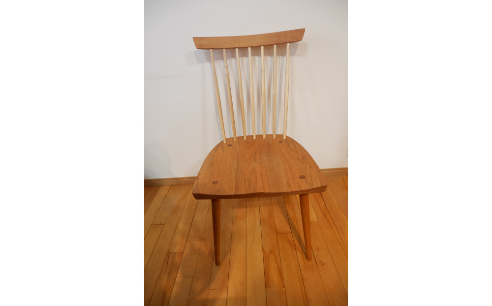 スポークチェア（香川県産材山桜）