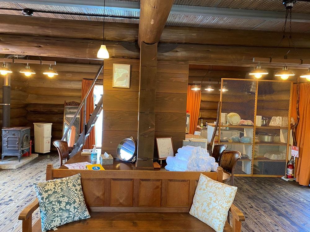 【非日常を味わえる】ログハウス宿泊券