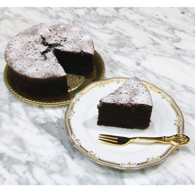 【サイズ　4号】ガトーショコラ チョコレートケーキ　coffeebeans & sweets Antique　の　クラシックショコラ 4号