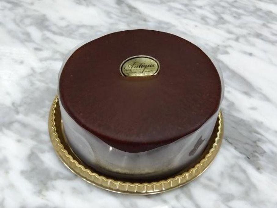【サイズ　4号】生チョコレートケーキ　coffeebeans & sweets Antiqueのガナッシュショコラ 4号
