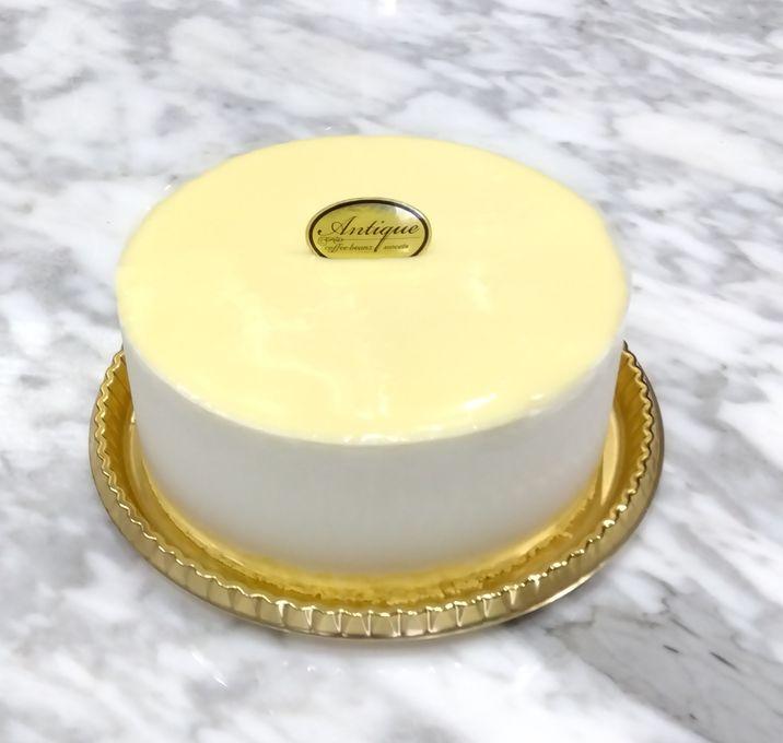 【サイズ　4号】ムースショコラブラン（ホワイトチョコレートムース） 4号