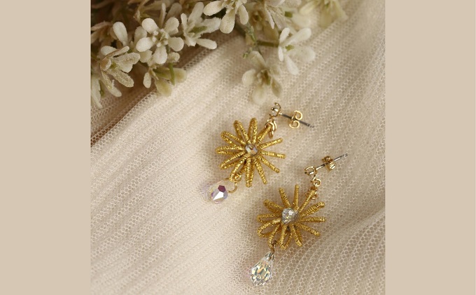 水引ピアス・金（スワロフスキー付）お祝い ギフト アクセ