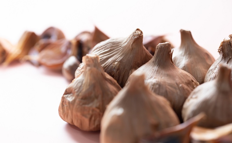 香川県産黒にんにくと香川本鷹セット 加工食品 食材 食卓 