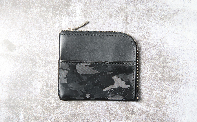型押しカモフラレザーのL字ミニウォレット