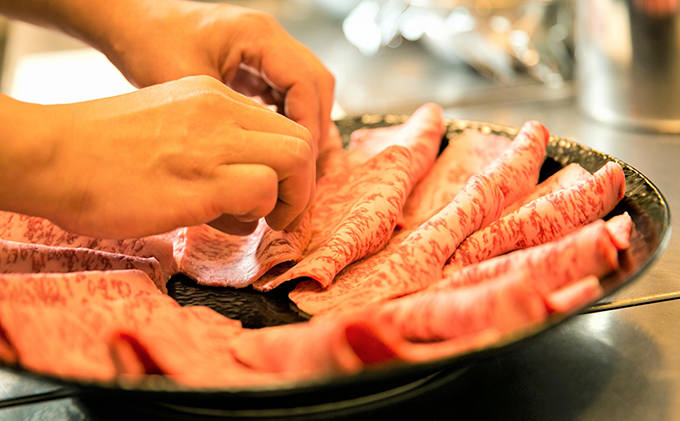 【東かがわ市】で味わう絶品オリーブ牛と海鮮のお食事券