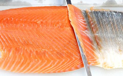 讃岐の極上スモークサーモンスライス600g（150ｇ×4P）冷蔵便