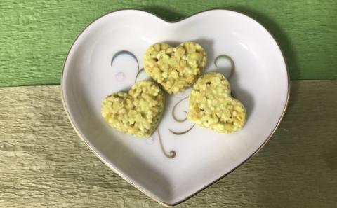 【 小豆島 】 オリーブ 愛（アイ）ランド 30個入×3箱【配送不可：沖縄、北海道、離島】 ハート クランチチョコ チョコ チョコレート 菓子 お菓子 香川 香川県 土庄 土庄町