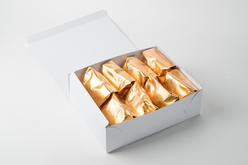 栗入り生クリームを挟んだオムレットサンド 8個入り