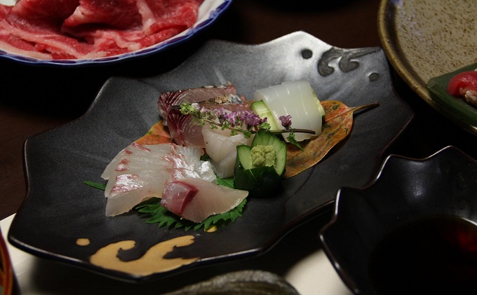 【一棟貸の町家「古街の家」】「料亭公楽」特選料理付宿泊プラン