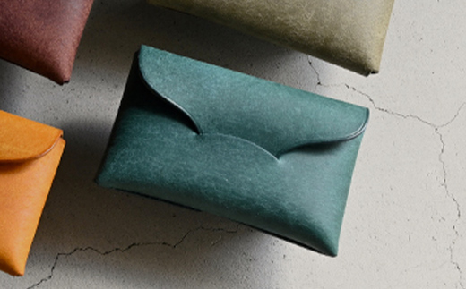 封筒のような プエブロレザーの名刺も入るシームレスカードケース 【ペトローリオ（青）】 F5J-1040