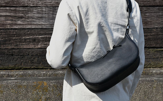 ミネルバボックス ボディーバッグ （ブラック） F5J-1063