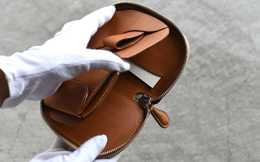 ファスナーウォレット 手のひらサイズのブッテーロ ショートサイズラウンドジップウォレット （キャメル） F5J-1051