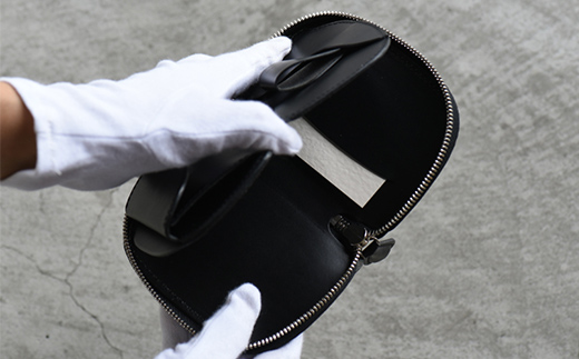 ファスナーウォレット 手のひらサイズのブッテーロ ショートサイズラウンドジップウォレット （ブラック） F5J-1052