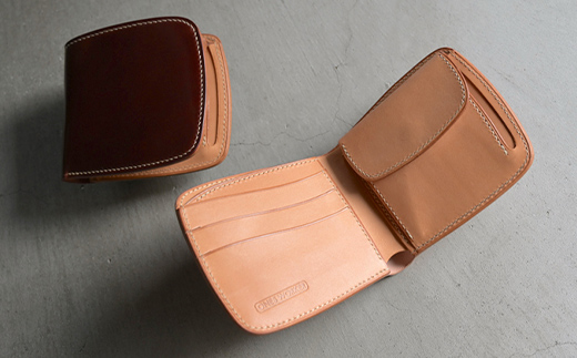 コードバン & ブッテーロ シェル型二つ折り財布 （バーガンディー） F5J-1055