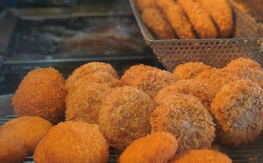 平岡肉コロッケ 1ダース (12個入×1箱) コロッケ 肉コロッケ 揚げ物 肉 ご当地 おかず おつまみ お弁当 食品 四国 F5J-1006