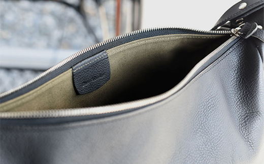 ミネルバボックス ボディーバッグ （ブラック） F5J-1063