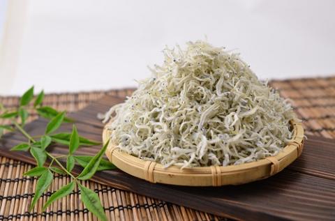 ちりめんじゃこ！！【予約受付中：令和8年6月より発送！旬に 獲れ立て発送！】上乾ちりめん（1kg）【A-5】