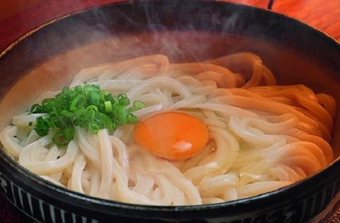 めん一のさぬき純生うどん8人前と金陵うどんに合う純米酒コラボセット【Z-2】