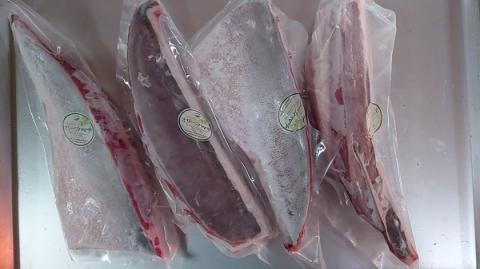 オリーブハマチ　冷凍　柵４本【B-53】