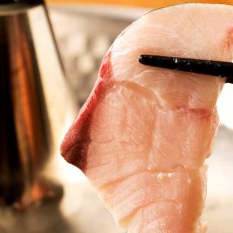 オリーブハマチ　冷凍　柵２本【A-105】