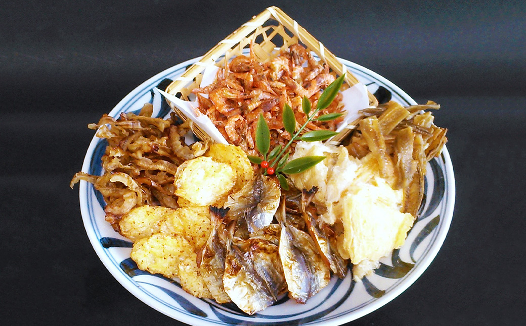 京ひな きらめきの吟 吟醸 720ml おつまみセット(特選珍味詰合せ｢玉手箱｣)【えひめの町（超）推し！】(424)