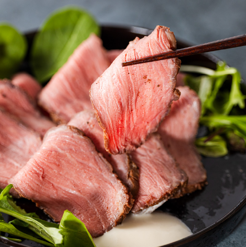 国産牛 ローストビーフ ブロック 約380ｇ | 牛肉 お肉 肉 ろーすとびーふ お中元 お歳暮 ギフト 贈答 愛媛県 松山市