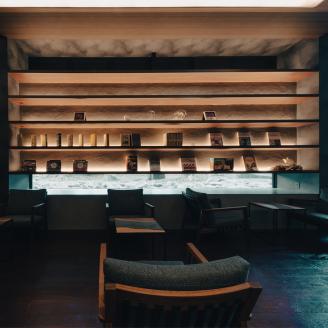 旅行 【道後御湯】平日限定＜露天風呂付きスイート＞1泊2食付き ペア宿泊券旅行 宿泊 観光 チケット 券 愛媛県松山市 愛媛県 松山市 愛媛 松山