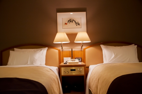 【道後温泉】ふなや 和室又は和洋室ペア宿泊券