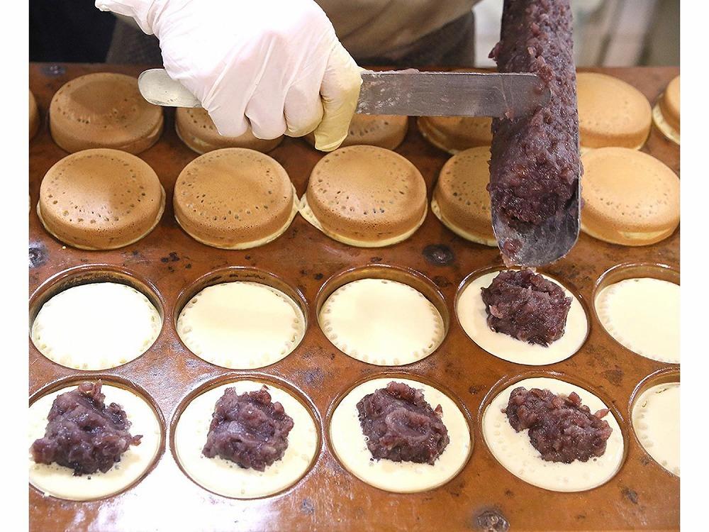 【松山老舗和菓子店】こいずみの大判焼［つぶあん］［白あん］各４個入